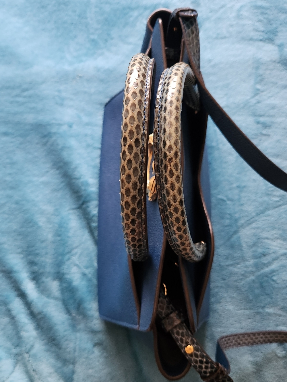 Vintage Roberto Cavalli Mainline Lion Head Turn-Lock Satchel With Cobra Details - Picture 6 of 16